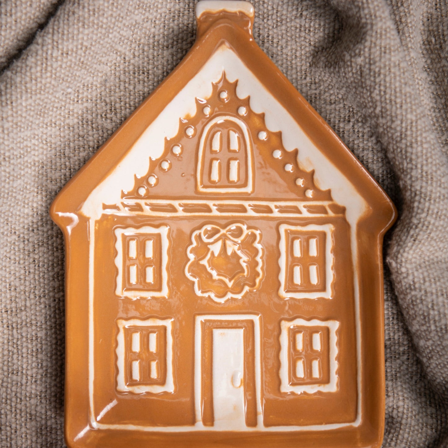 Caramel Cottage Plate