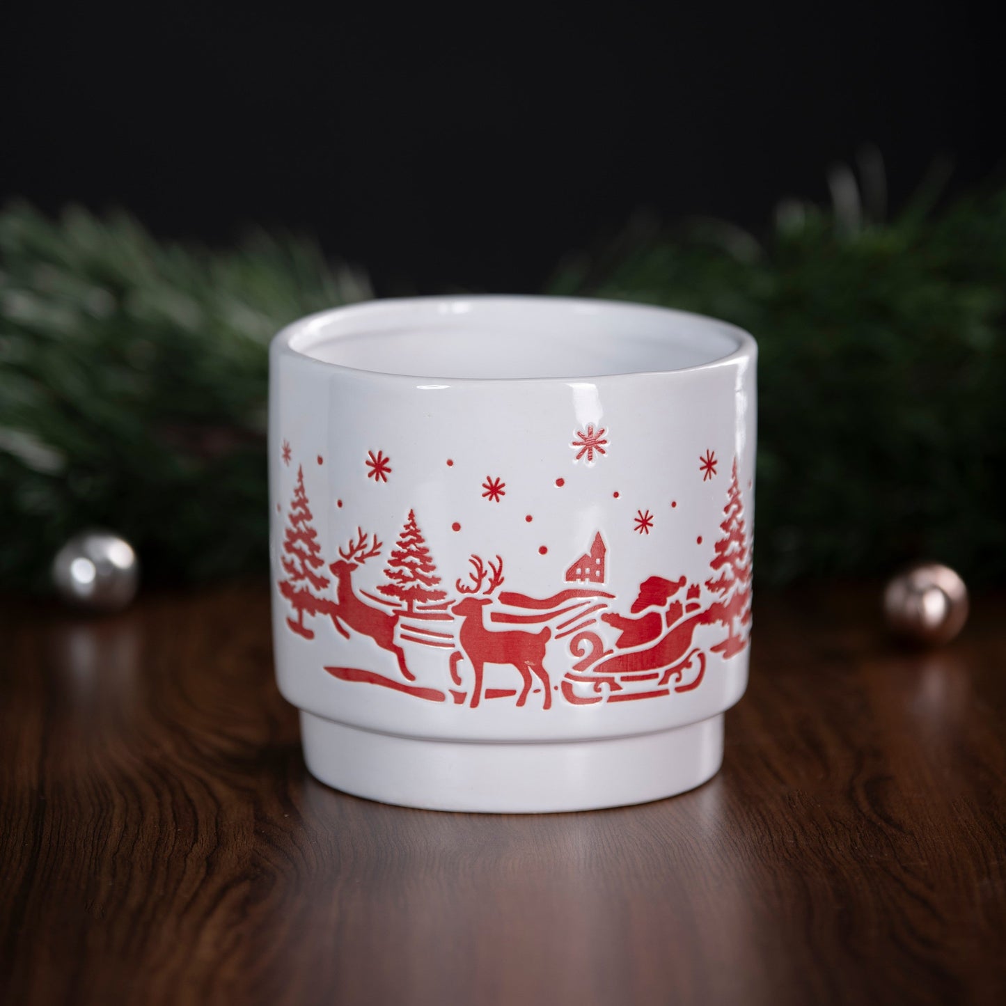 Starlit Sleigh Planter